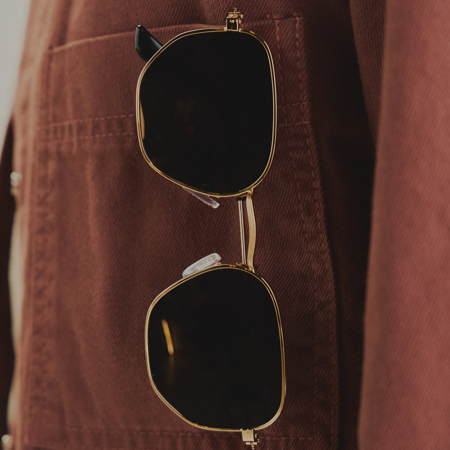 Óculos de Sol HFSTS Hexagonal Dourado